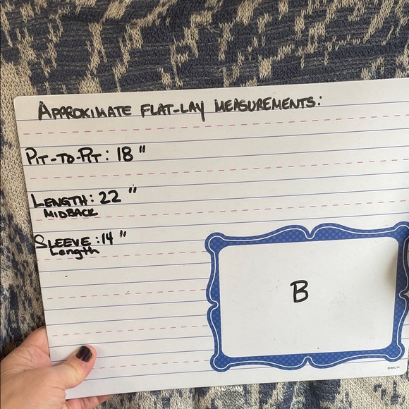 NWT Nic + Zoe Abstract Blue and Cream V-neck Cuffed Short Sleeve Sweater XS - Picture 10 of 10